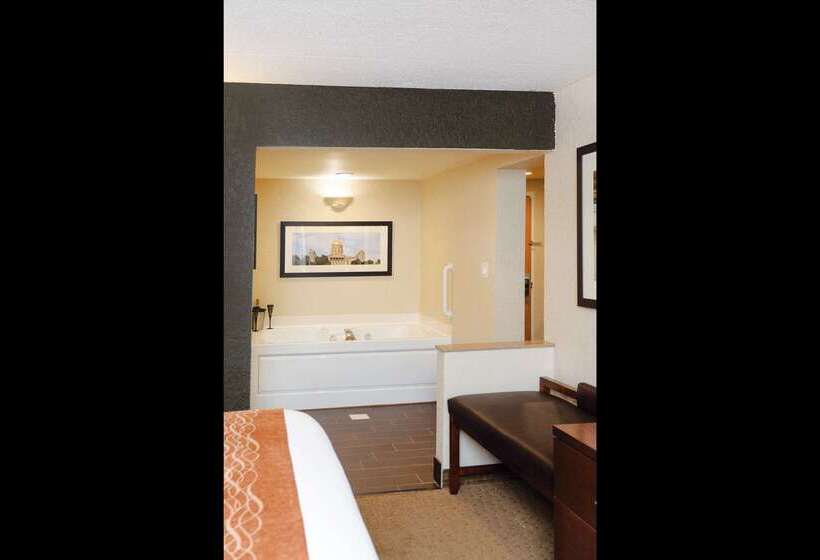 هتل Comfort Inn & Suites Event Center