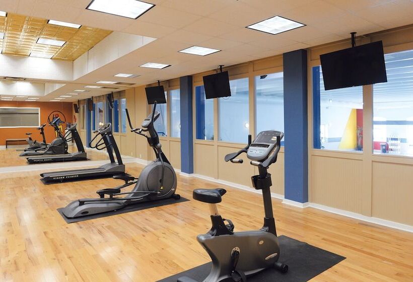 هتل Comfort Inn & Suites Event Center