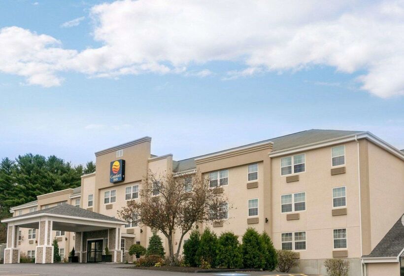 בית מלון כפרי Comfort Inn Civic Center