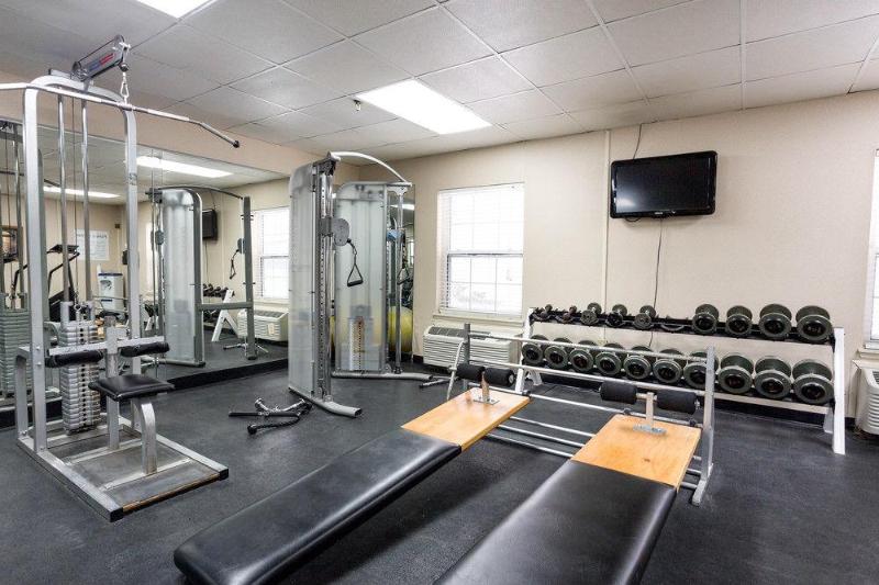 בית מלון כפרי Comfort Inn Civic Center