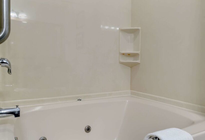 فندق Comfort Inn East