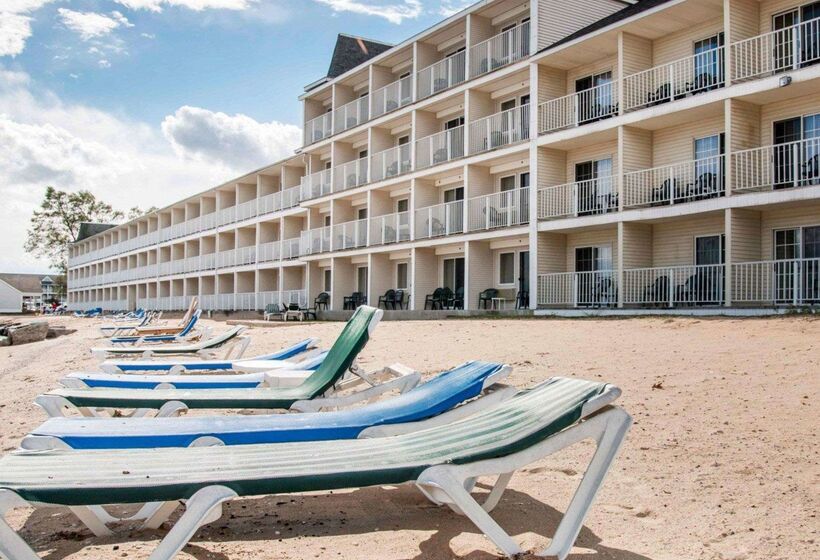 Отель Comfort Inn Lakeside