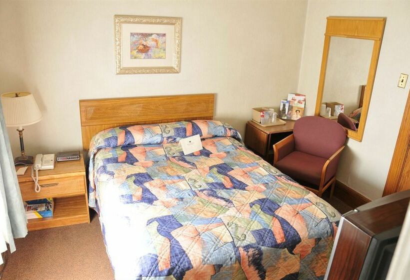 هتل Inn At Lincoln Park