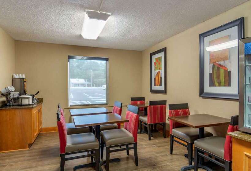 فندق Comfort Inn Petersburg Near Fort Greggadams