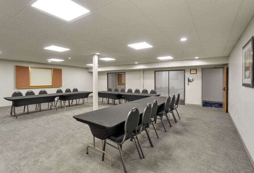 בית מלון כפרי Comfort Inn & Suites Mundeleinvernon Hills