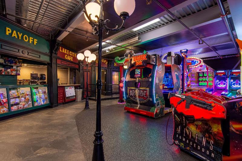 فندق Comfort Inn & Suites Plattsburgh  Morrisonville