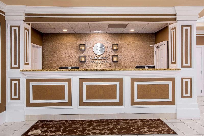 فندق Comfort Inn & Suites Plattsburgh  Morrisonville