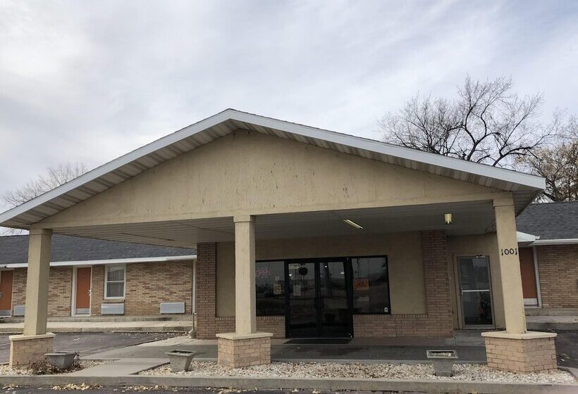 فندق Corn Palace Inn