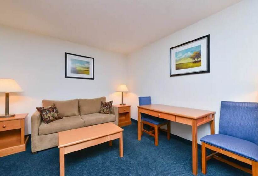 فندق Corn Palace Inn