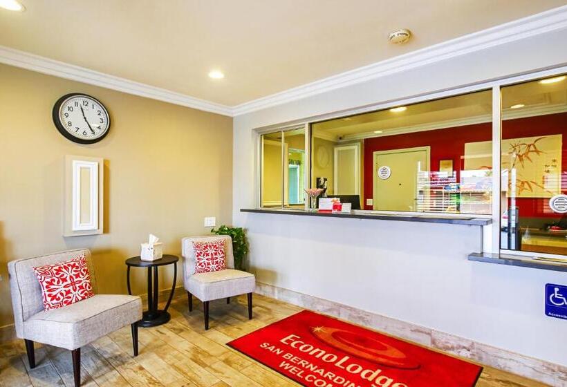 ホテル Econo Lodge San Bernardino I-215