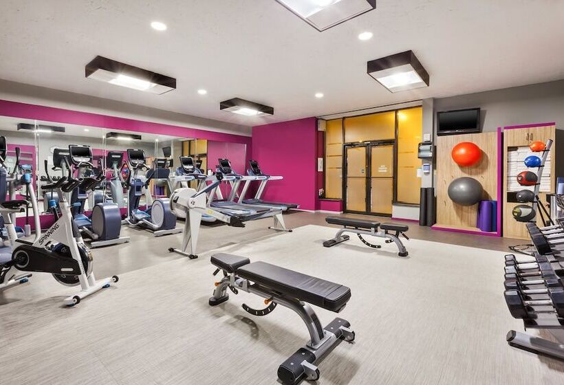 هتل Crowne Plaza Columbus North   Worthington, An Ihg