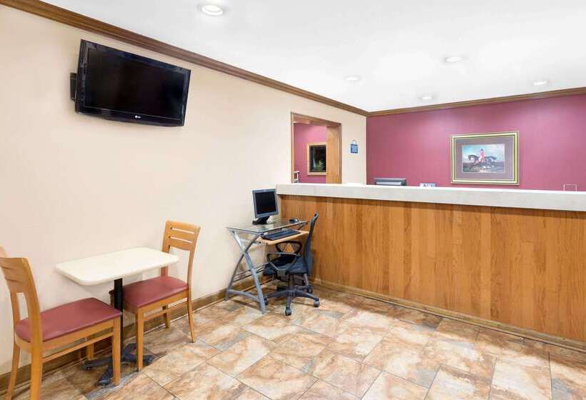 ホテル Days Inn By Wyndham Aiken  Interstate Hwy 20