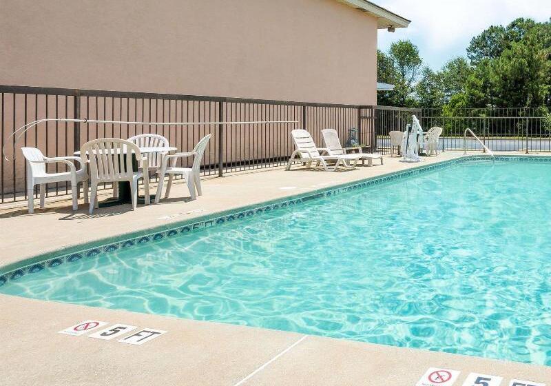 ホテル Days Inn By Wyndham Aiken  Interstate Hwy 20