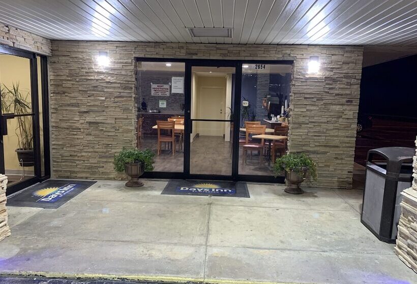 فندق Days Inn By Wyndham Aiken  Interstate Hwy 20