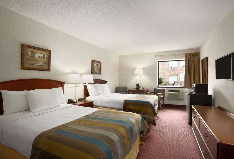 בית מלון כפרי Days Inn By Wyndham Middletown