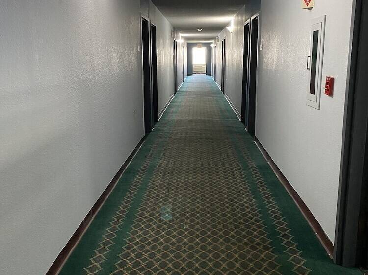 فندق Days Inn By Wyndham Perryville