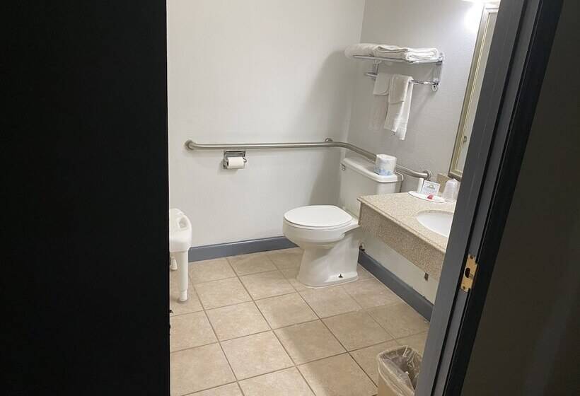 فندق Days Inn By Wyndham Perryville