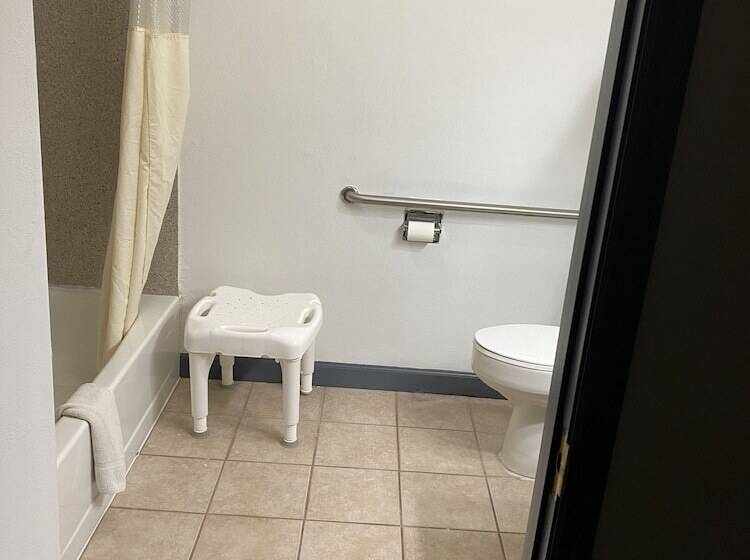 فندق Days Inn By Wyndham Perryville