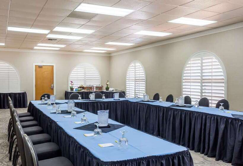 Days Inn By Wyndham San Diego Hotel Circle