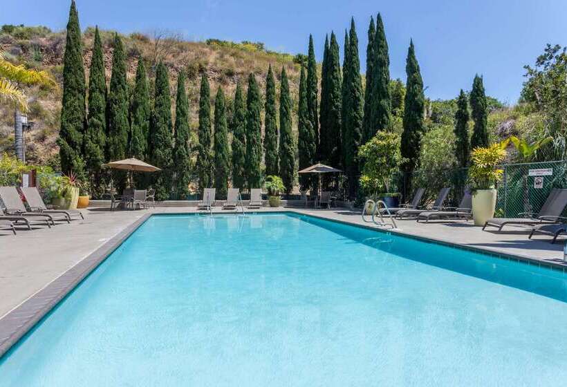 Days Inn By Wyndham San Diego Hotel Circle