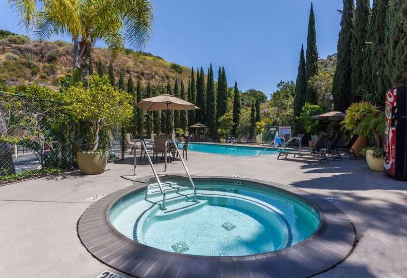 Days Inn By Wyndham San Diego Hotel Circle