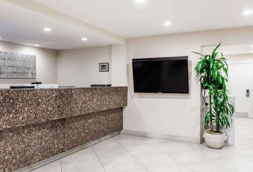 Days Inn By Wyndham San Diego Hotel Circle