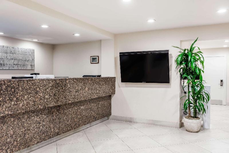 Days Inn By Wyndham San Diego Hotel Circle