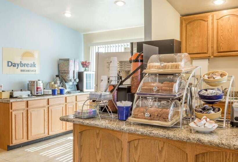 בית מלון כפרי Days Inn By Wyndham Willcox