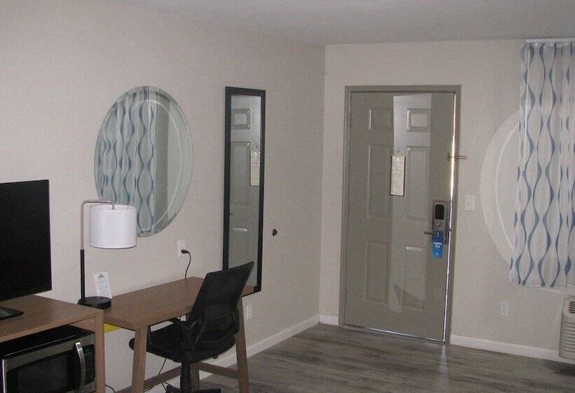 בית מלון כפרי Days Inn By Wyndham Willcox