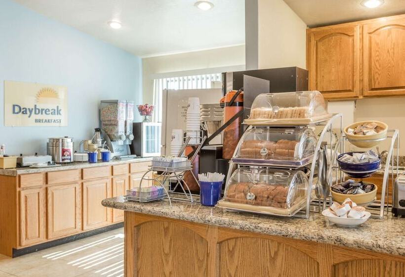 בית מלון כפרי Days Inn By Wyndham Willcox