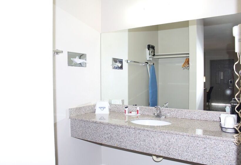 בית מלון כפרי Days Inn By Wyndham Willcox