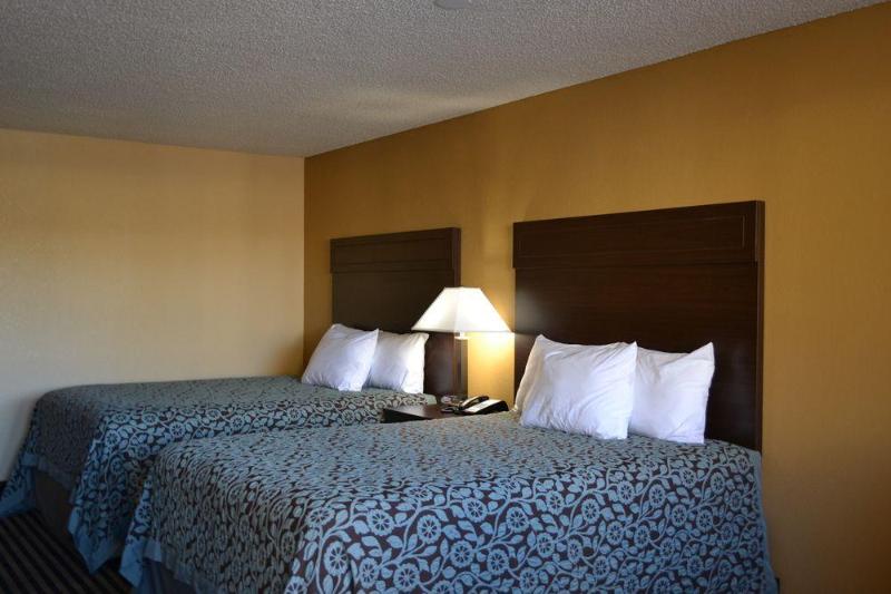 Отель Days Inn Spokane