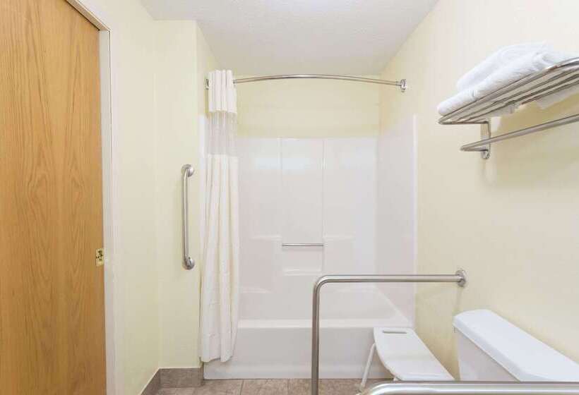 酒店 Days Inn & Suites By Wyndham Bloomington/normal Il