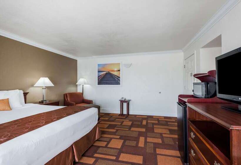 فندق Days Inn & Suites By Wyndham Lodi