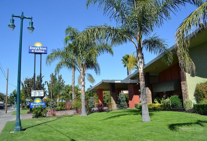 فندق Days Inn & Suites By Wyndham Lodi