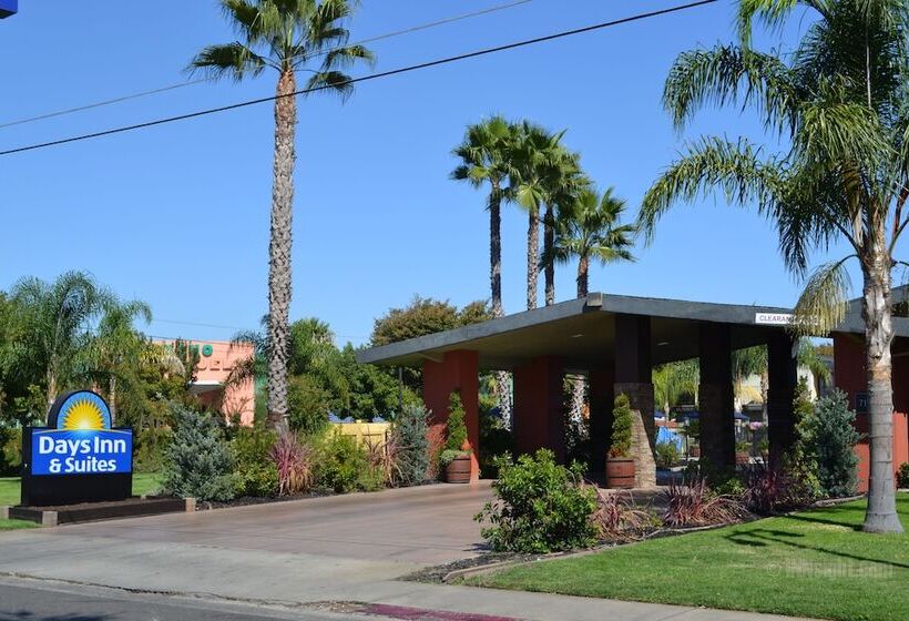 فندق Days Inn & Suites By Wyndham Lodi