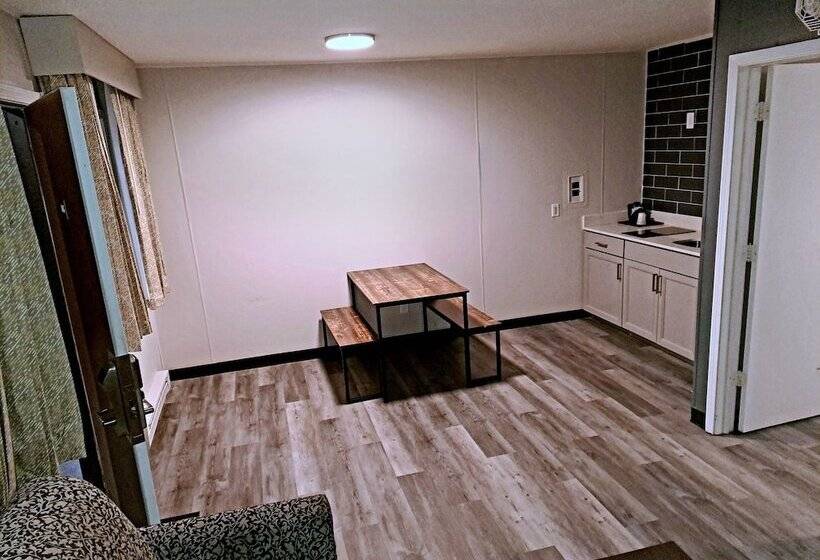 호텔 Days Inn And Suites By Wyndham Port Huron