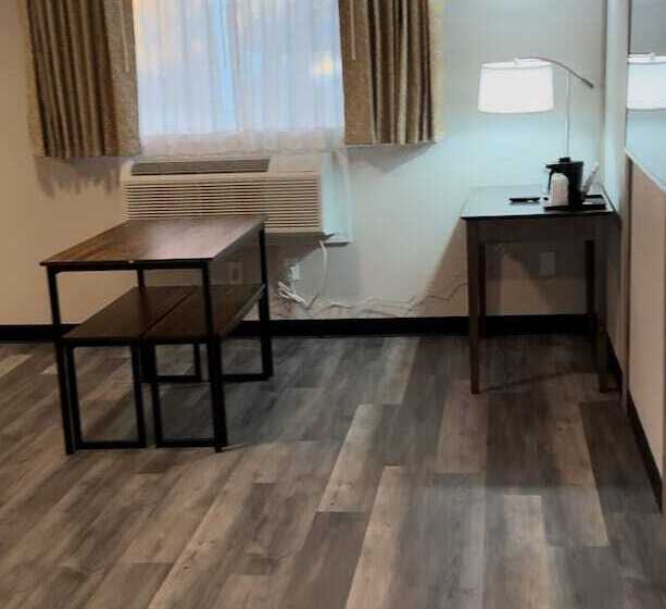 호텔 Days Inn And Suites By Wyndham Port Huron