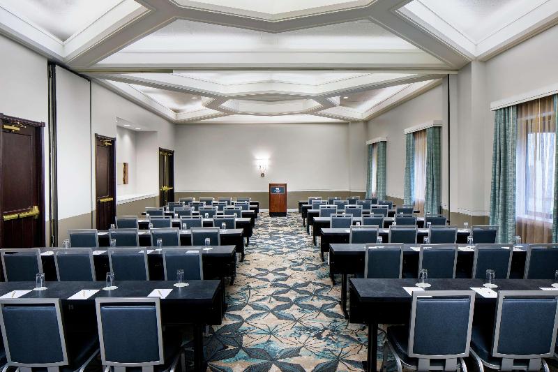 فندق Doubletree By Hilton Nashua