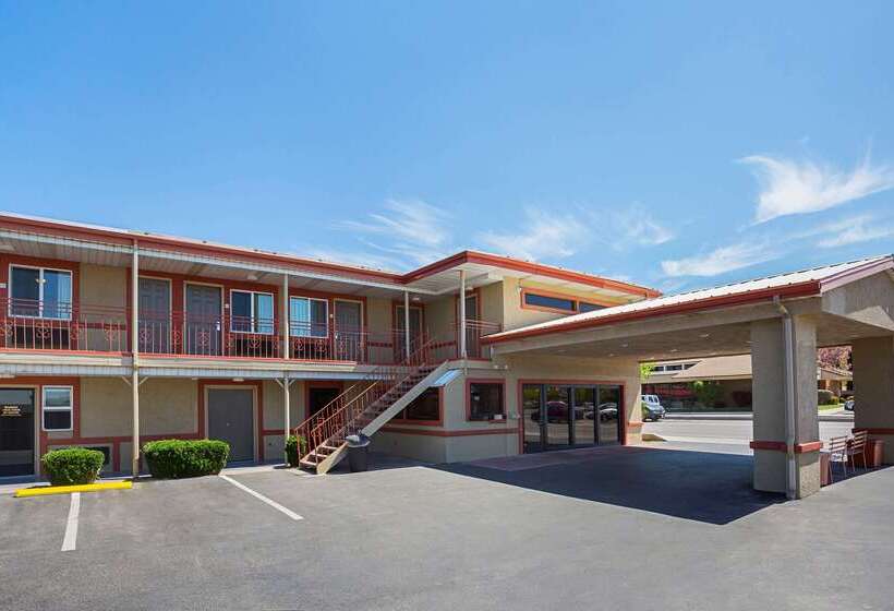 فندق Econo Lodge Hurricane Zion Park Area