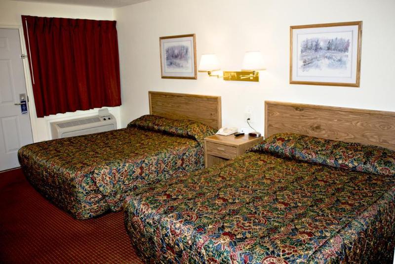 בית מלון כפרי Econo Lodge Hurricane Zion Park Area