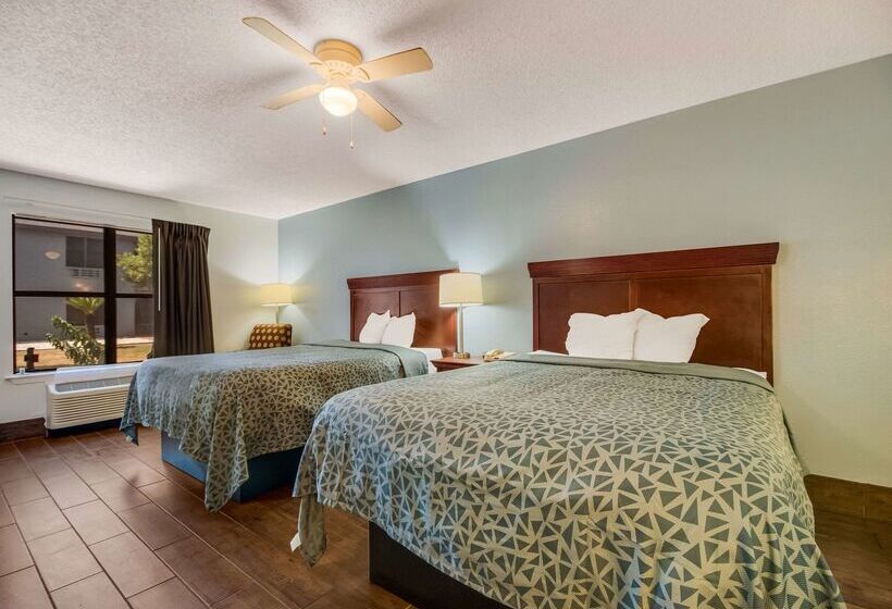 ホテル Econo Lodge Inn & Suites Fulton  Rockport