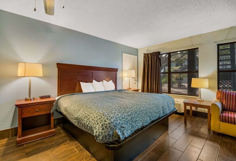 هتل Econo Lodge Inn & Suites Fulton  Rockport