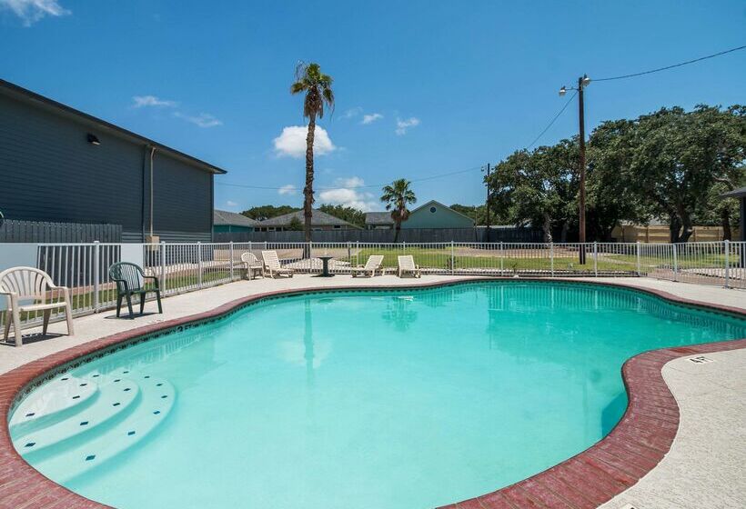 ホテル Econo Lodge Inn & Suites Fulton  Rockport