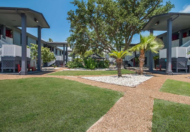 ホテル Econo Lodge Inn & Suites Fulton  Rockport