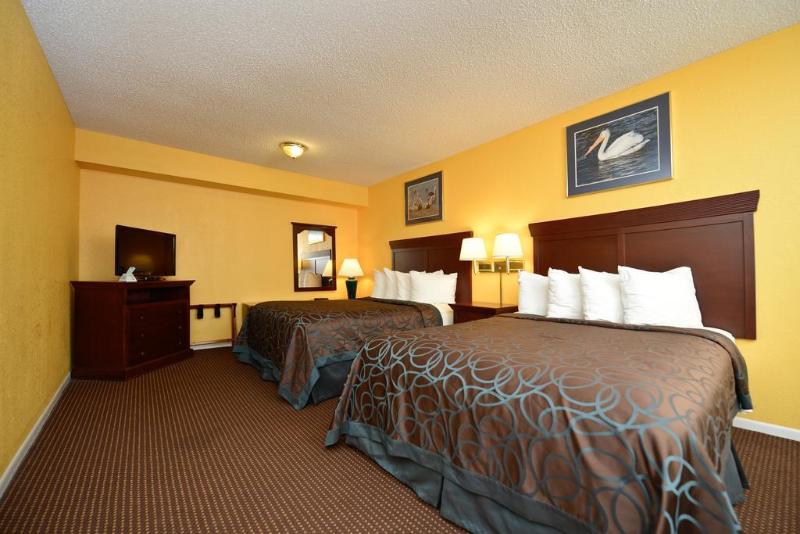هتل Econo Lodge Inn & Suites Fulton  Rockport
