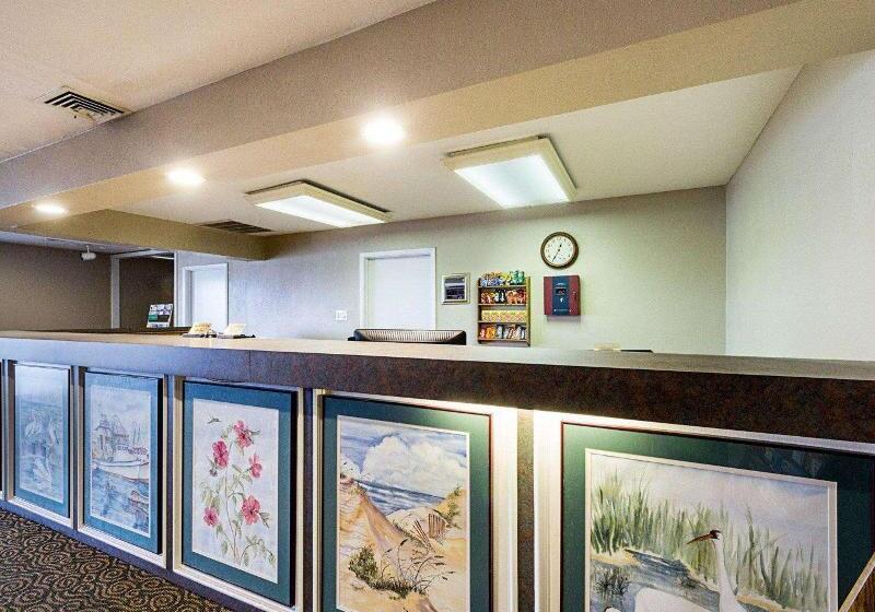 ホテル Econo Lodge Inn & Suites Fulton  Rockport