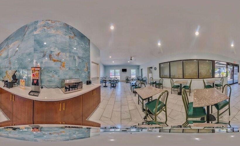 ホテル Econo Lodge Inn & Suites Fulton  Rockport