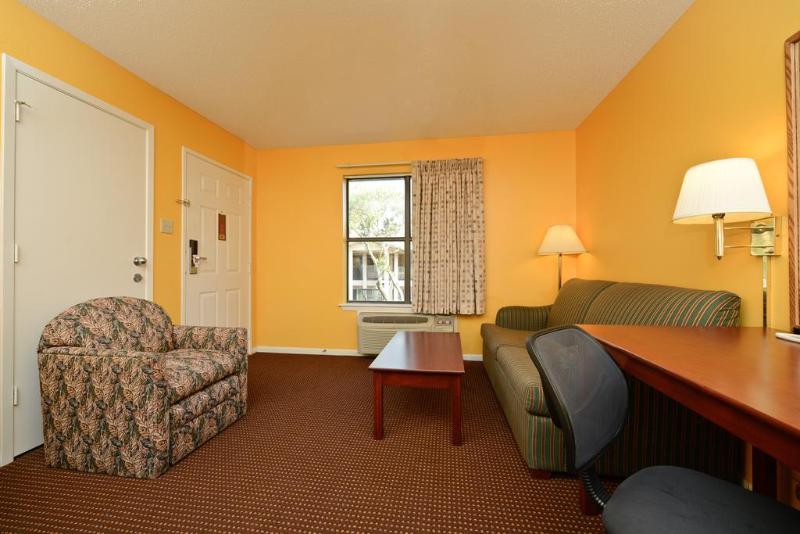 ホテル Econo Lodge Inn & Suites Fulton  Rockport