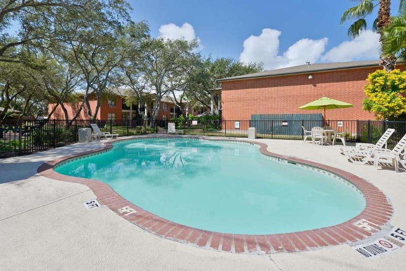 ホテル Econo Lodge Inn & Suites Fulton  Rockport